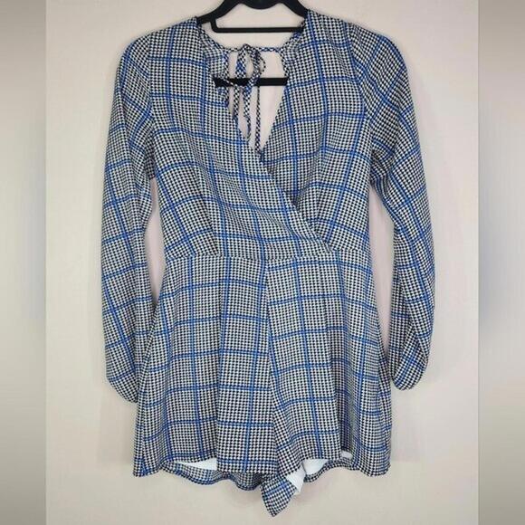 Trixxi Long Sleeve Houndstooth Romper  Size S - Picture 1 of 8